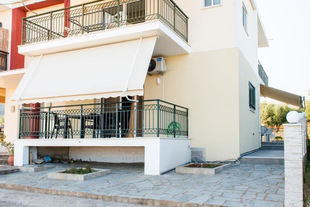 Όμορφο Παραθασυγκρότημα Ενοικιαζόμενων Καταλυμάτων Ως Ολόκληρος Χώρος - Chrani, Ελλάδαλάσσιο Διαμέρισμα Exterior foto